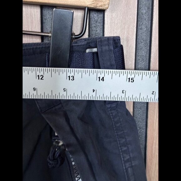 Abercrombie & Fitch Cargo Shorts 30 Mens Pocket Zip Blue Navy Classification - Picture 3 of 9